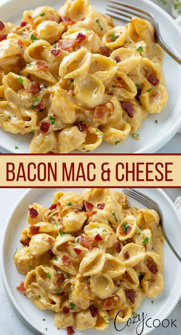 Delicious bowl of Bacon Mac & Cheese topped with crispy bacon and breadcrumbs.