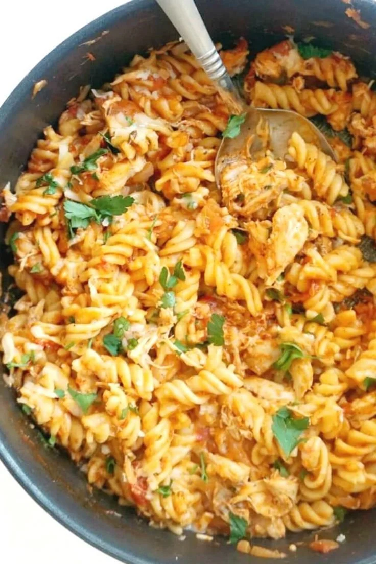 One-Pot Leftover Roast Chicken Pasta with fresh ingredients