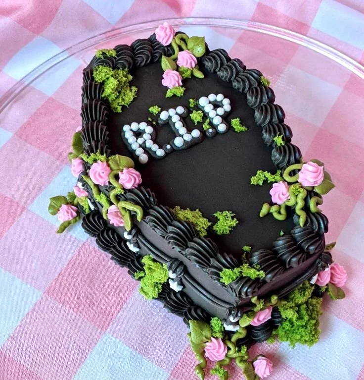 Delicious cake from p.s.cakery showcasing a beautiful design and vibrant colors